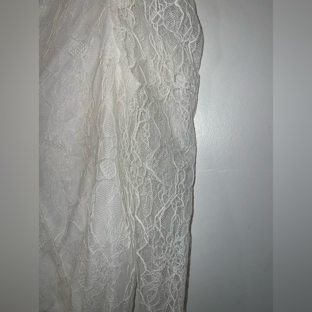 New WAYF Sheer White Lace Long Puff Sleeve Bodysuit - Picture 6 of 7